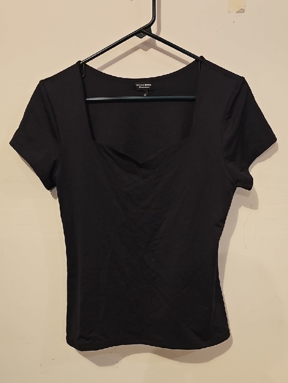 Buckle Black Shapewear Sz Large. Womens. Black. Super Cute Neckline!!